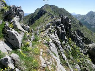 Mediodía (o Ricacabiello)-Peña la Cruz-Peñas de Liegos