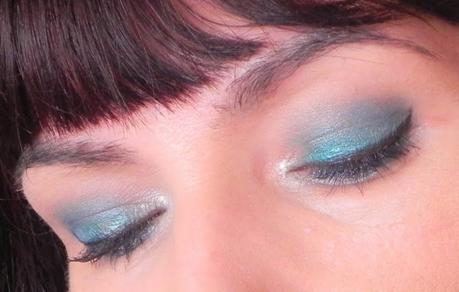 Look con Deborah: Turquesa y plata (look y manicura)