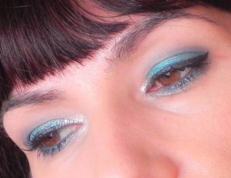 Look con Deborah: Turquesa y plata (look y manicura)