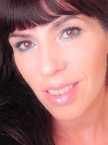 Look con Deborah: Turquesa y plata (look y manicura)