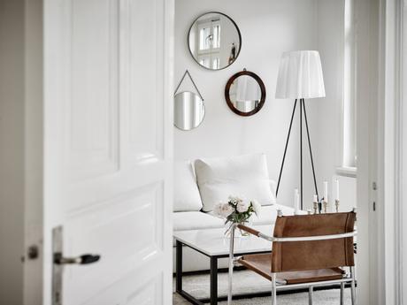 Composiciones decorativas elegantes repitiendo elementos