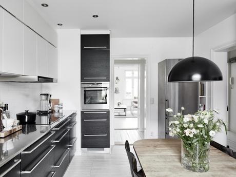 Composiciones decorativas elegantes repitiendo elementos