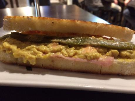 ¿Vacaciones en Bilbao? Aquí tienes tu guía de pinchos bilbao turismo, guia de pinchos bilbao, pinchos bilbao, pintxos bilbao, viaje a bilbao, bar la roca