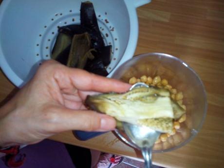 Hummus de garbanzos y berenjenas Hummus de garbanzos y berenjenas