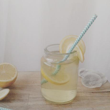 Tarta de té de limón y merengue