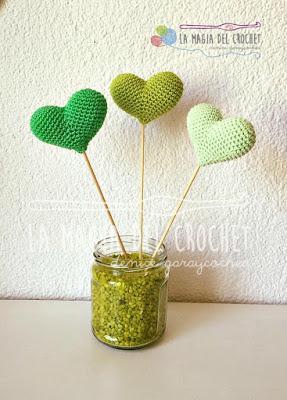 Corazones rellenos en la técnica Amigurumi