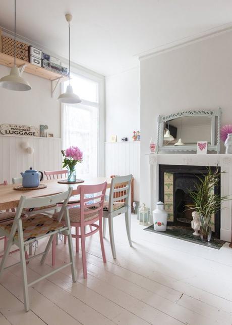 Quedamos en la cocina Lovely modern vintage kitchen // Hermosa cocina vintage moderno // casahaus.net