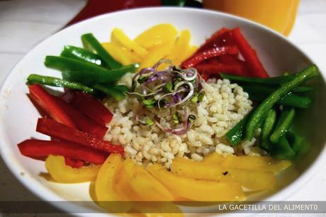 Ensalada de arroz integral y trio de pimientos con vinagreta de vainilla #Ponunaensalada