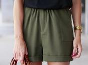 Cómo combinar unos shorts verdes