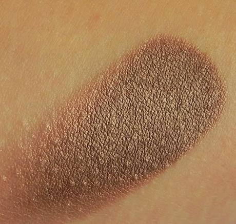 Probando el maquillaje de Etnia Cosmetics