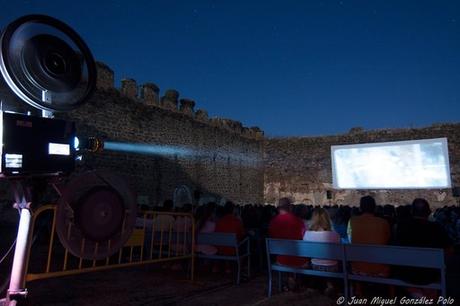 GoEuro: Planes Alternativos de Verano - Festival de Terror en el Castillo