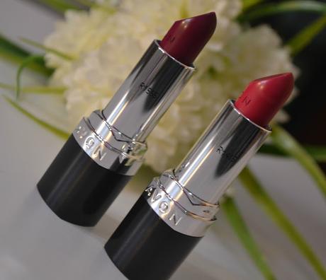 Labiales de AVON : Sangria shock y Extreme Mauve.