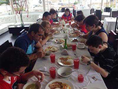 Martes por la mañana desde Colombia, partidas en vivo.