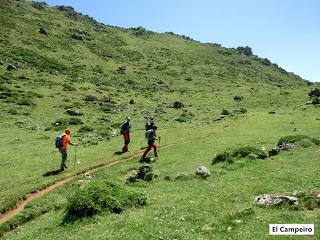 Valle de Lago-Puexu'l Agua-Pena Tchantacabatchos-Pena la Tchaguna-Las Cruces