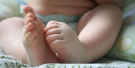 Mujer autónoma embarazada: Estos son tus derechos pies bebe