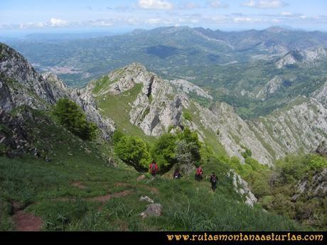 Ruta Les Campes Peña Mea: Descendiendo