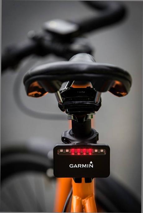 Garmin Varia, nuevo radar trasero y sistema de iluminación para prevención de accidentes