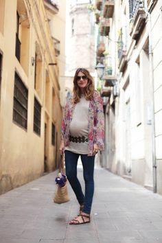 MATERNITY STYLE IN SUMMER.-