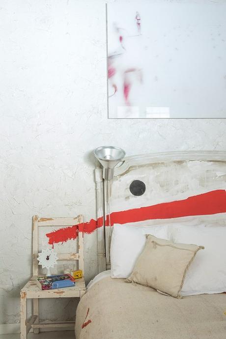 Red paint bed