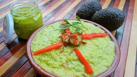 Ensaladilla rusa vegana con mayonesa de aguacate