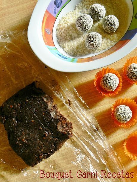 Bombones-bocaditos de cacao (y... Un descanso se lo tiene bien merecido todo mundo)