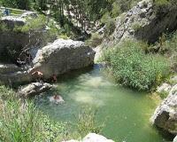 8 lugares para darte un baño en el interior de Alicante y Valencia.