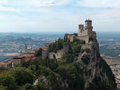 castillo cesta san marino