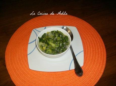 Sopa fría de lechuga