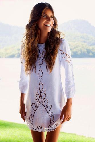 STREET STYLE INSPIRATION; BEACH DAYS.-