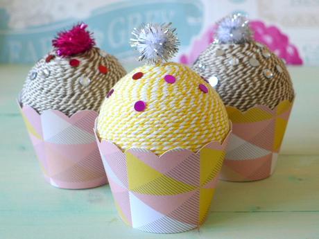 Como hacer Cupcakes decorativos con cuerda y pelotas de tergopor [DIY]