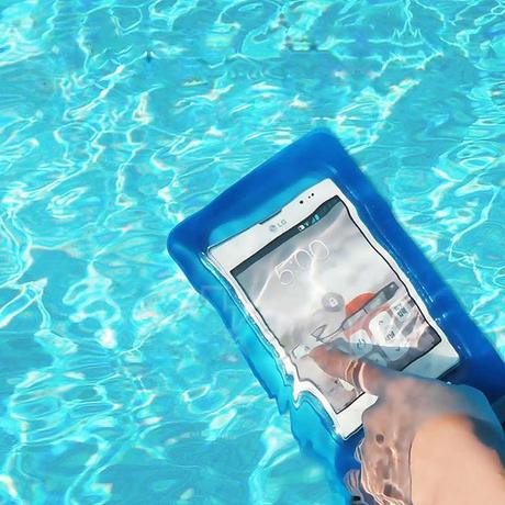 Funda para celular para sumergir al agua