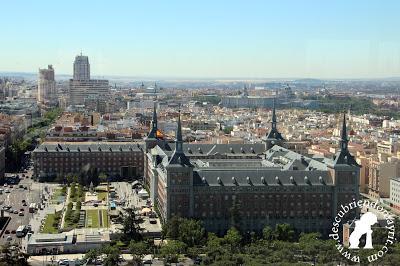 Faro de Moncloa - Descubriendo Mayrit