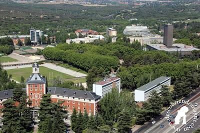 Faro de Moncloa - Descubriendo Mayrit