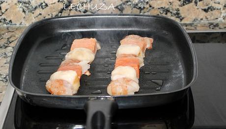 BROCHETA DE SALMON, VIEIRAS Y LANGOSTINOS (23)