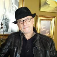 Alfredo Cernuda.-  Escritor, Dramaturgo, Poeta, Actor.......