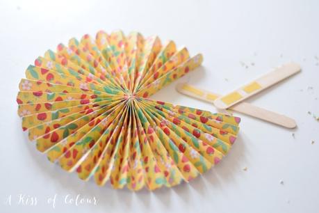 DIY. Paper fan