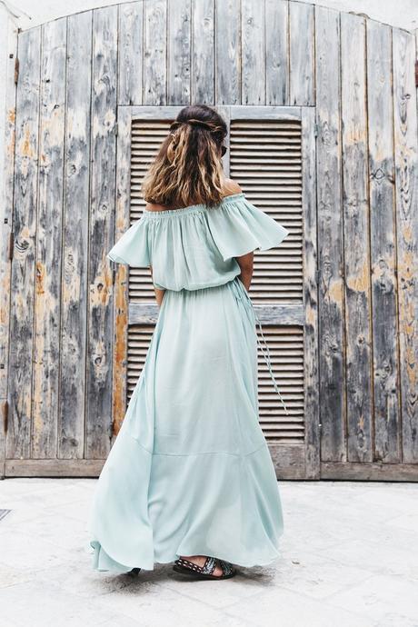 Polignano_A_Mare-Guerlain-Beauty_Road_Trip-Long_Dress-Chole_Bag-Outfit-Street_Style-Italy-6