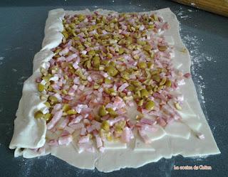 Rollitos de hojaldre mediterráneo