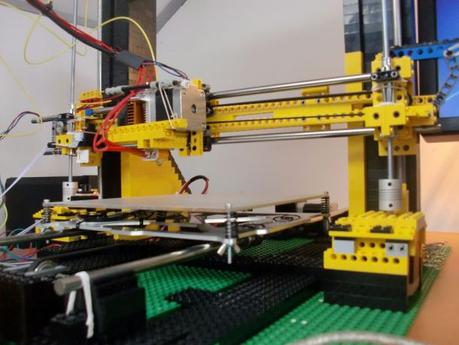 LEGO también sirve para construir impresoras 3D