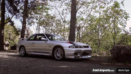 Nissan-Skyline-R33