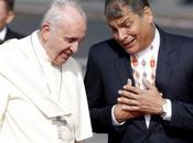 ridiculez Correa ante Papa Francisco