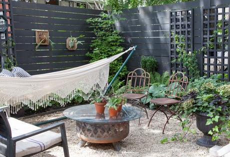 ANTES Y DESPUÉS:De Descampado cutre a terraza con encanto...