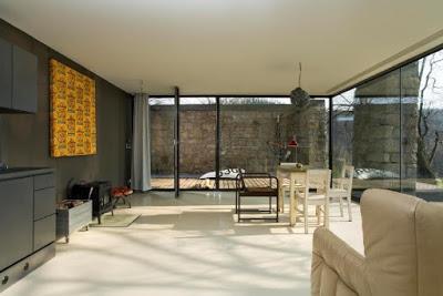 Casa Minima y Moderna en Kojetin