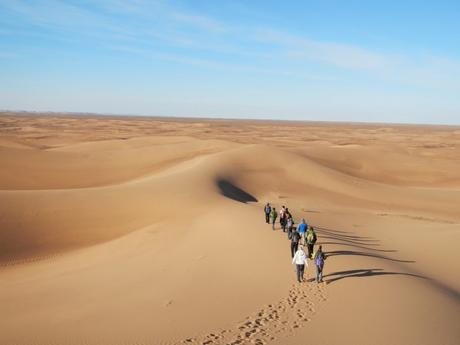 De las dunas de Erg Sahel a las dunas de Erg Lahnithie (Marruecos)