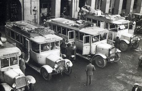 Fotos antiguas: Comenzando las vacaciones en la Plaza Mayor