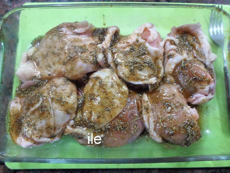 Muslitos de pollo a la miel con tomillo y romero