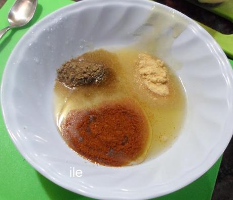 Muslitos de pollo a la miel con tomillo y romero