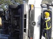 herido leve volcar camión cargado flores carretera CM-415 Saceruela