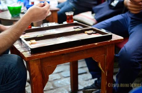 Partida de backgammon