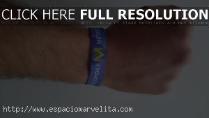 Pulsera acreditación